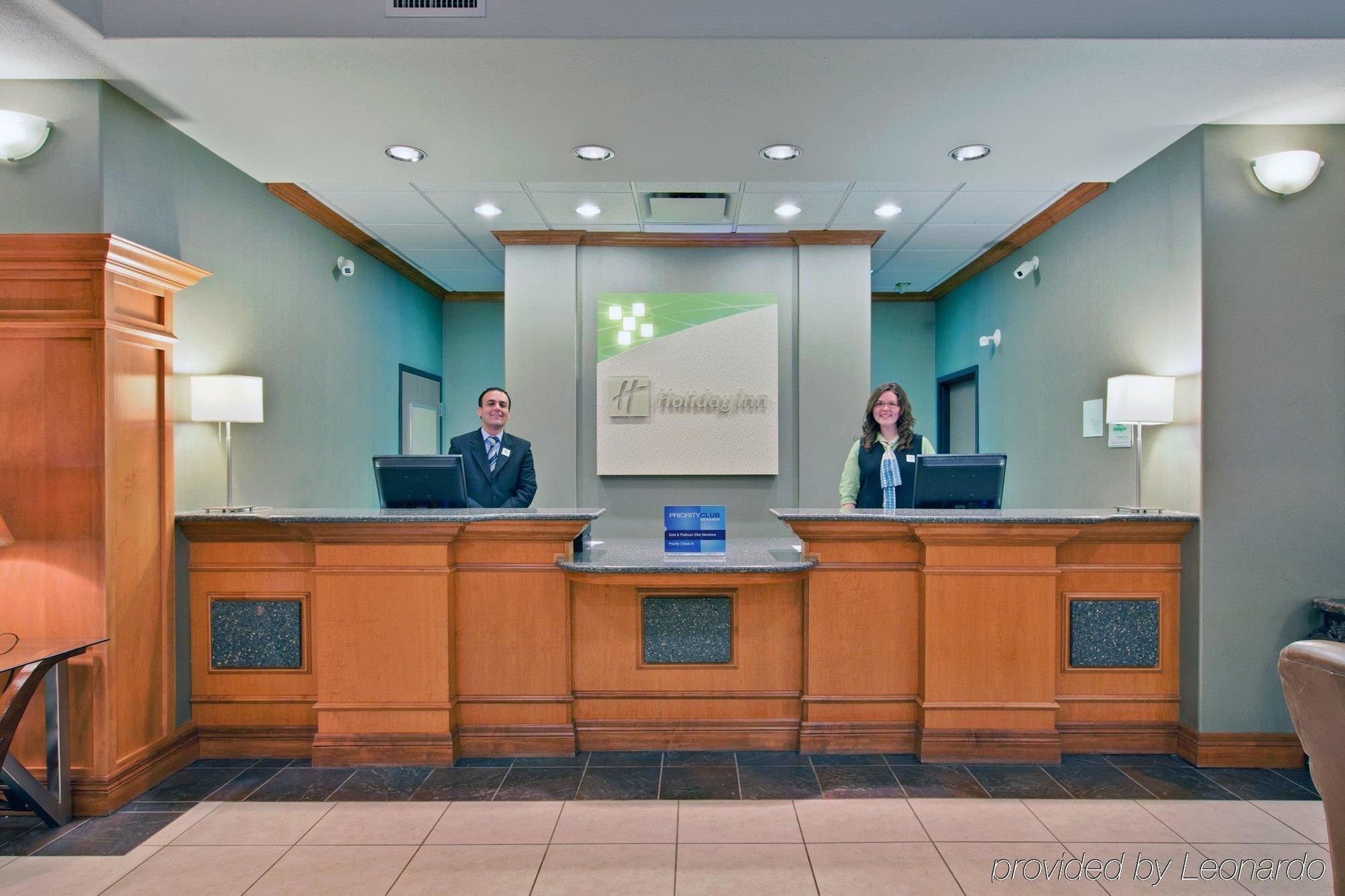 Holiday Inn & Suites Grande Prairie, An Ihg Hotel Interior foto